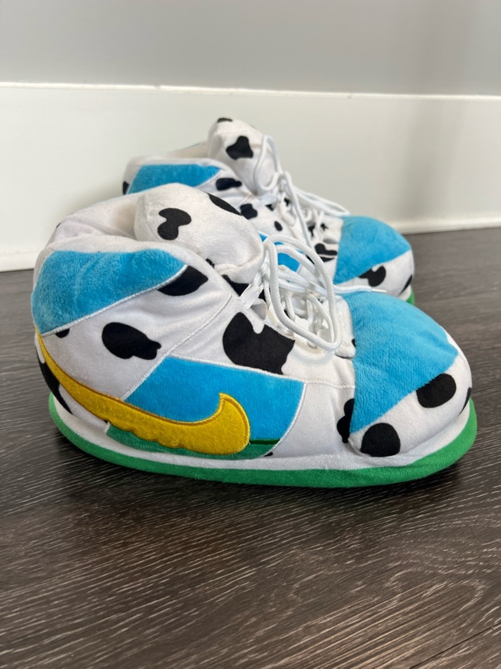 Nike Unisex Plush Sippers